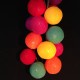 Grande guirlande de boules lumineuses