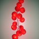 Petite guirlande de boules lumineuses rouges