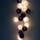 Guirlande lumineuse de 35 boules - noir et blanc